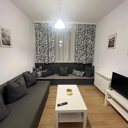 уютен тристаен Apartmán